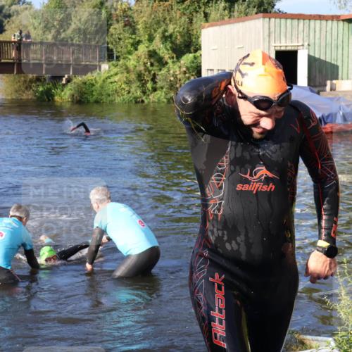 31.08.2025 - Elbe Triathlon Hamburg Luisa Fischer http://msf.ph/oto/8672700 31.08.2025 08:38:28 Schwimmen 183, 245 meine-sportfotos.de