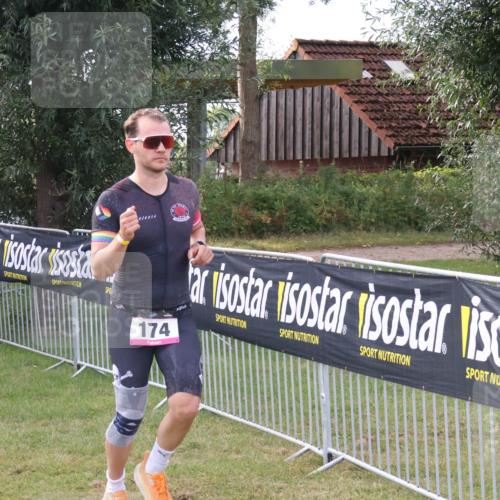 31.08.2025 - Elbe Triathlon Hamburg Luisa Fischer http://msf.ph/oto/8672712 31.08.2025 10:01:57 Laufen 1, 174 meine-sportfotos.de