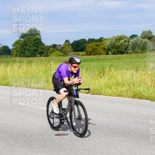 31.08.2025 - Elbe Triathlon Hamburg Michael Burmester http://msf.ph/oto/8672738 31.08.2025 10:08:27 Radfahren 472, 704, 741, 905, 922 meine-sportfotos.de
