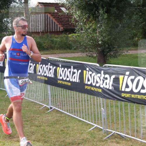 31.08.2025 - Elbe Triathlon Hamburg Luisa Fischer http://msf.ph/oto/8672747 31.08.2025 10:02:28 Laufen 255 meine-sportfotos.de