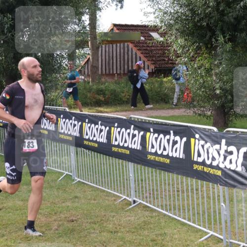31.08.2025 - Elbe Triathlon Hamburg Luisa Fischer http://msf.ph/oto/8672756 31.08.2025 10:02:37 Laufen 183, 221 meine-sportfotos.de