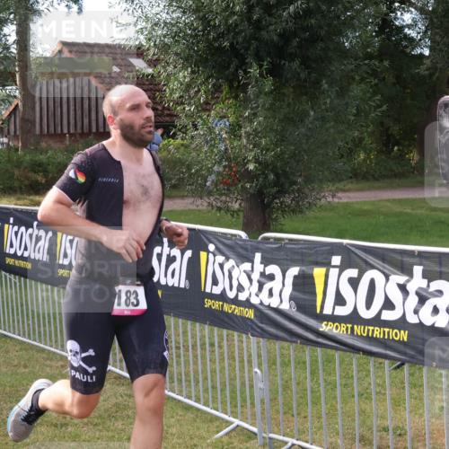 31.08.2025 - Elbe Triathlon Hamburg Luisa Fischer http://msf.ph/oto/8672760 31.08.2025 10:02:38 Laufen 183 meine-sportfotos.de