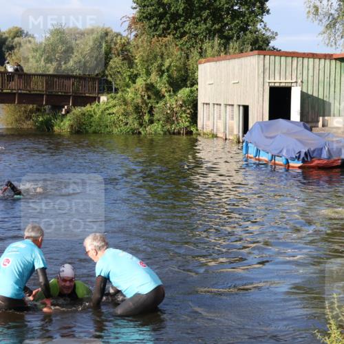 31.08.2025 - Elbe Triathlon Hamburg Luisa Fischer http://msf.ph/oto/8672768 31.08.2025 08:39:07 Schwimmen 363 meine-sportfotos.de