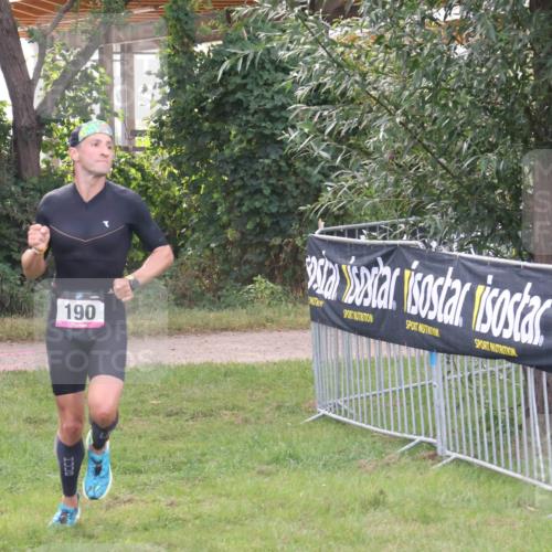 31.08.2025 - Elbe Triathlon Hamburg Luisa Fischer http://msf.ph/oto/8672774 31.08.2025 10:03:09 Laufen 190 meine-sportfotos.de