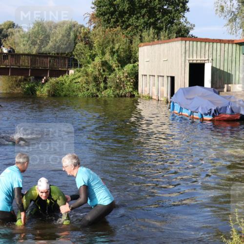 31.08.2025 - Elbe Triathlon Hamburg Luisa Fischer http://msf.ph/oto/8672776 31.08.2025 08:39:08 Schwimmen 363 meine-sportfotos.de