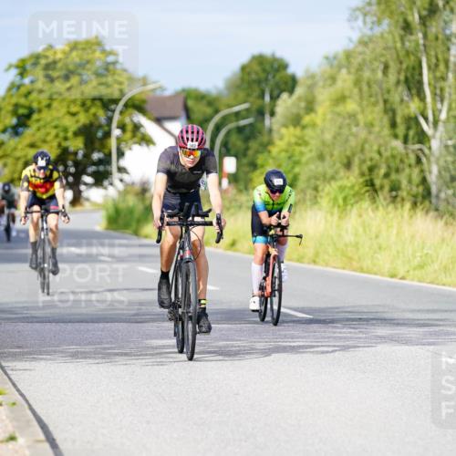 31.08.2025 - Elbe Triathlon Hamburg Michael Burmester http://msf.ph/oto/8672778 31.08.2025 10:08:43 Radfahren 481, 502, 525, 698, 805 meine-sportfotos.de