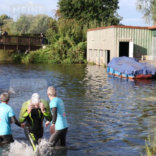 31.08.2025 - Elbe Triathlon Hamburg Luisa Fischer http://msf.ph/oto/8672787 31.08.2025 08:39:09 Schwimmen 363 meine-sportfotos.de