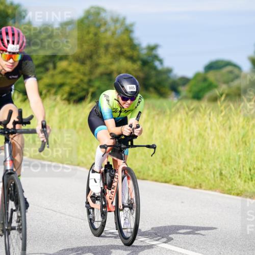 31.08.2025 - Elbe Triathlon Hamburg Michael Burmester http://msf.ph/oto/8672795 31.08.2025 10:08:44 Radfahren 481, 502, 525, 698, 725, 805 meine-sportfotos.de