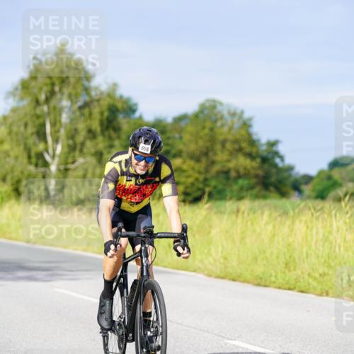 31.08.2025 - Elbe Triathlon Hamburg Michael Burmester http://msf.ph/oto/8672800 31.08.2025 10:08:45 Radfahren 481, 502, 525, 639, 698, 725, 805 meine-sportfotos.de