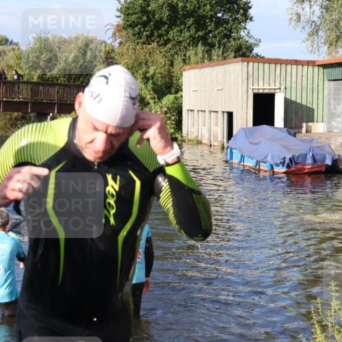 31.08.2025 - Elbe Triathlon Hamburg Luisa Fischer http://msf.ph/oto/8672815 31.08.2025 08:39:12 Schwimmen 345, 363 meine-sportfotos.de