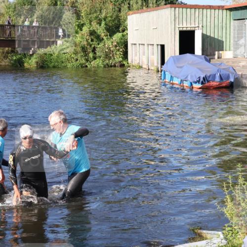 31.08.2025 - Elbe Triathlon Hamburg Luisa Fischer http://msf.ph/oto/8672850 31.08.2025 08:39:35 Schwimmen 228, 312 meine-sportfotos.de