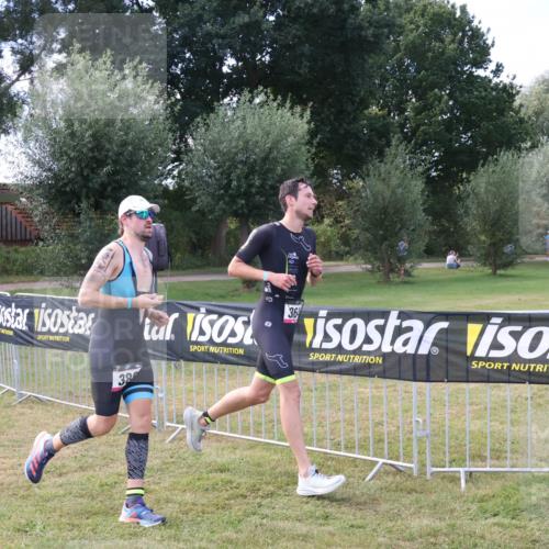 31.08.2025 - Elbe Triathlon Hamburg Luisa Fischer http://msf.ph/oto/8672901 31.08.2025 10:05:13 Laufen 38, 36 meine-sportfotos.de