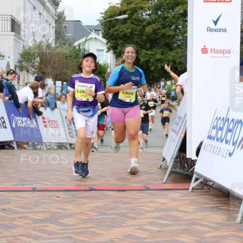 31.08.2025 - 21. Blankeneser Heldenlauf Strokosch-Dieckow http://msf.ph/oto/8672912 31.08.2025 10:31:17 Ziel 2437, 2324, 2551, 2121, 2307, 2649, 2647, 2399, 2103 meine-sportfotos.de