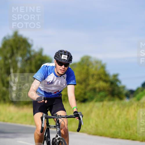31.08.2025 - Elbe Triathlon Hamburg Michael Burmester http://msf.ph/oto/8672934 31.08.2025 10:09:26 Radfahren 391, 503 meine-sportfotos.de