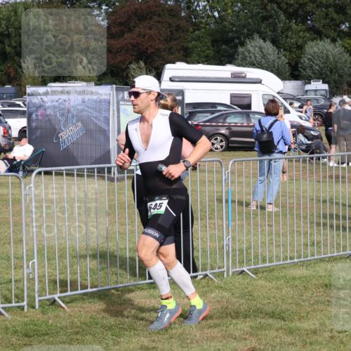 31.08.2025 - Elbe Triathlon Hamburg Luisa Fischer http://msf.ph/oto/8672993 31.08.2025 10:06:50 Laufen 645 meine-sportfotos.de
