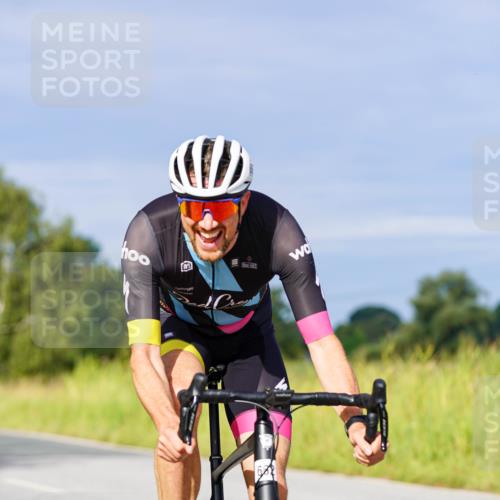 31.08.2025 - Elbe Triathlon Hamburg Michael Burmester http://msf.ph/oto/8673002 31.08.2025 10:09:56 Radfahren 662 meine-sportfotos.de