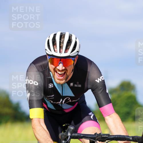 31.08.2025 - Elbe Triathlon Hamburg Michael Burmester http://msf.ph/oto/8673006 31.08.2025 10:09:56 Radfahren 662 meine-sportfotos.de
