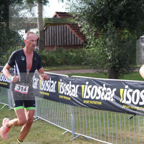 31.08.2025 - Elbe Triathlon Hamburg Luisa Fischer http://msf.ph/oto/8673008 31.08.2025 10:06:55 Laufen 314 meine-sportfotos.de