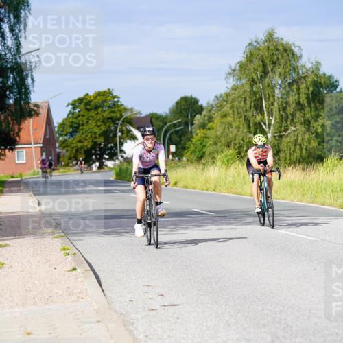 31.08.2025 - Elbe Triathlon Hamburg Michael Burmester http://msf.ph/oto/8673012 31.08.2025 10:10:03 Radfahren 625, 799 meine-sportfotos.de