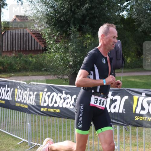31.08.2025 - Elbe Triathlon Hamburg Luisa Fischer http://msf.ph/oto/8673013 31.08.2025 10:06:56 Laufen 314 meine-sportfotos.de