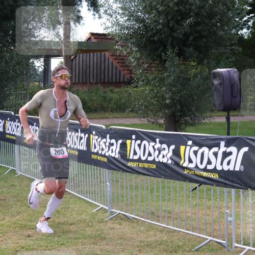 31.08.2025 - Elbe Triathlon Hamburg Luisa Fischer http://msf.ph/oto/8673019 31.08.2025 10:07:19 Laufen 200 meine-sportfotos.de