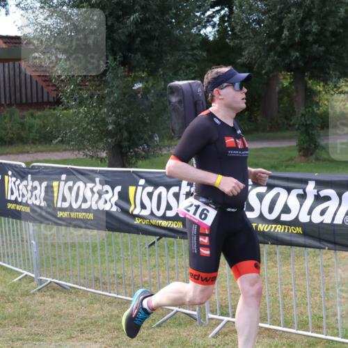31.08.2025 - Elbe Triathlon Hamburg Luisa Fischer http://msf.ph/oto/8673042 31.08.2025 10:07:29 Laufen 216 meine-sportfotos.de