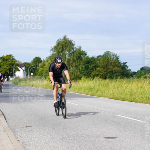 31.08.2025 - Elbe Triathlon Hamburg Michael Burmester http://msf.ph/oto/8673068 31.08.2025 10:10:18 Radfahren 459, 590, 652, 699, 716, 910 meine-sportfotos.de