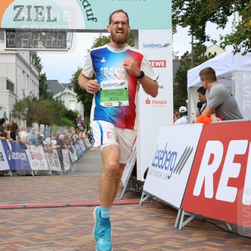 31.08.2025 - 21. Blankeneser Heldenlauf Strokosch-Dieckow http://msf.ph/oto/8673115 31.08.2025 10:51:45 Ziel 3627, 3021 meine-sportfotos.de