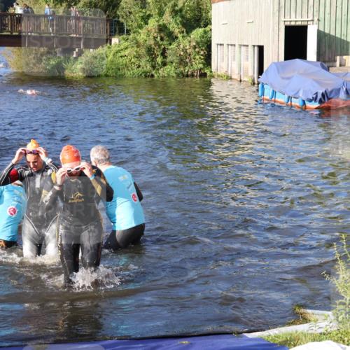 31.08.2025 - Elbe Triathlon Hamburg Luisa Fischer http://msf.ph/oto/8673247 31.08.2025 08:42:31 Schwimmen 252, 272, 276, 367 meine-sportfotos.de
