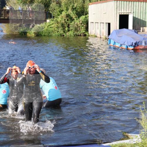 31.08.2025 - Elbe Triathlon Hamburg Luisa Fischer http://msf.ph/oto/8673249 31.08.2025 08:42:31 Schwimmen 252, 272, 276, 367 meine-sportfotos.de