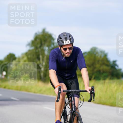 31.08.2025 - Elbe Triathlon Hamburg Michael Burmester http://msf.ph/oto/8673257 31.08.2025 10:10:53 Radfahren 521, 606, 616, 627, 692, 785 meine-sportfotos.de