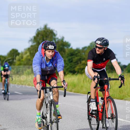 31.08.2025 - Elbe Triathlon Hamburg Michael Burmester http://msf.ph/oto/8673282 31.08.2025 10:10:55 Radfahren 521, 606, 616, 627, 692, 785 meine-sportfotos.de