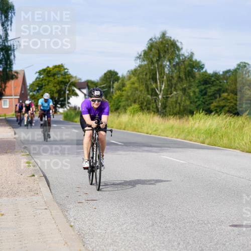 31.08.2025 - Elbe Triathlon Hamburg Michael Burmester http://msf.ph/oto/8673355 31.08.2025 10:11:25 Radfahren 483, 650, 797, 830, 840, 853 meine-sportfotos.de