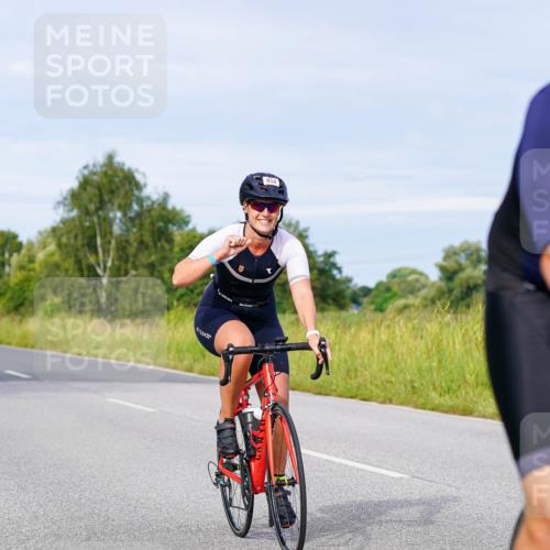 31.08.2025 - Elbe Triathlon Hamburg Michael Burmester http://msf.ph/oto/8673505 31.08.2025 10:12:08 Radfahren 402, 593, 701, 852, 882 meine-sportfotos.de