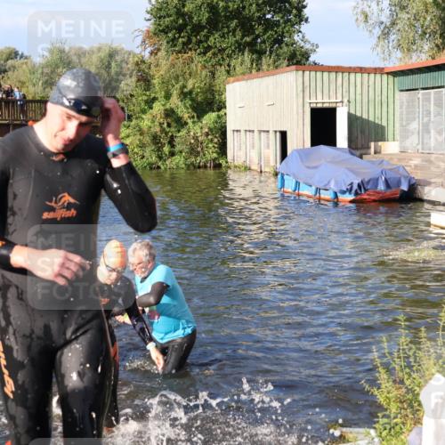 31.08.2025 - Elbe Triathlon Hamburg Luisa Fischer http://msf.ph/oto/8673555 31.08.2025 08:44:11 Schwimmen 256, 257, 321, 370, 373 meine-sportfotos.de