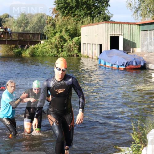 31.08.2025 - Elbe Triathlon Hamburg Luisa Fischer http://msf.ph/oto/8673567 31.08.2025 08:44:13 Schwimmen 256, 257, 321, 373 meine-sportfotos.de