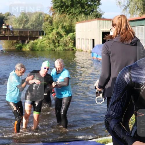 31.08.2025 - Elbe Triathlon Hamburg Luisa Fischer http://msf.ph/oto/8673577 31.08.2025 08:44:15 Schwimmen 256, 321, 373 meine-sportfotos.de