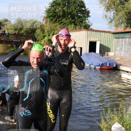 31.08.2025 - Elbe Triathlon Hamburg Luisa Fischer http://msf.ph/oto/8673695 31.08.2025 08:45:35 Schwimmen 264, 267, 269, 319, 348, 368 meine-sportfotos.de