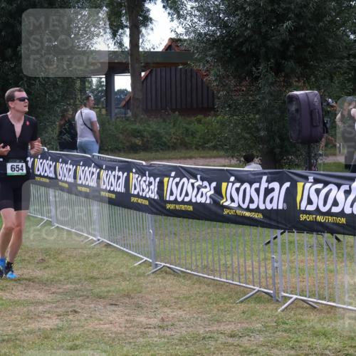 31.08.2025 - Elbe Triathlon Hamburg Luisa Fischer http://msf.ph/oto/8673705 31.08.2025 11:06:31 Laufen 654 meine-sportfotos.de