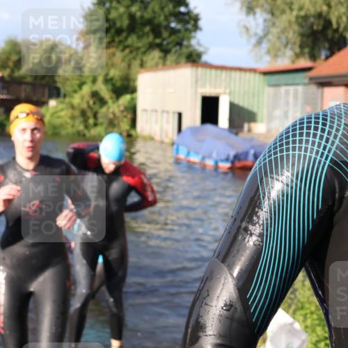 31.08.2025 - Elbe Triathlon Hamburg Luisa Fischer http://msf.ph/oto/8673720 31.08.2025 08:45:41 Schwimmen 264, 267, 269, 319 meine-sportfotos.de