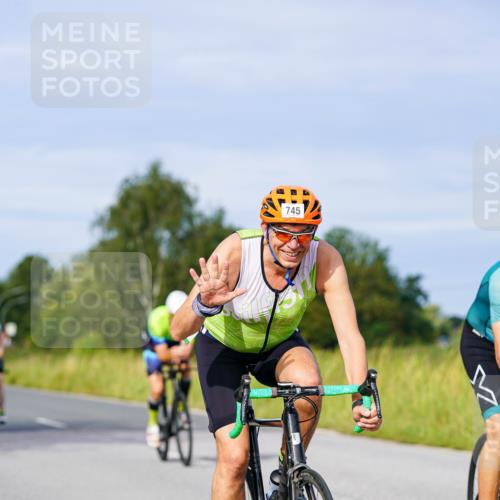 31.08.2025 - Elbe Triathlon Hamburg Michael Burmester http://msf.ph/oto/8673777 31.08.2025 10:12:51 Radfahren 664, 669, 700, 712, 722, 737, 745, 775 meine-sportfotos.de
