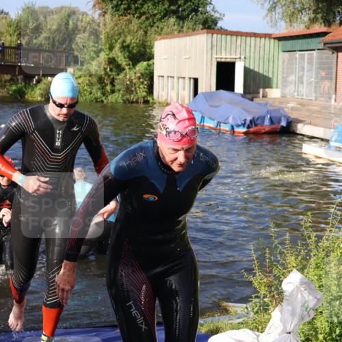 31.08.2025 - Elbe Triathlon Hamburg Luisa Fischer http://msf.ph/oto/8673791 31.08.2025 08:45:53 Schwimmen 260, 261, 285, 292, 324, 334, 384 meine-sportfotos.de
