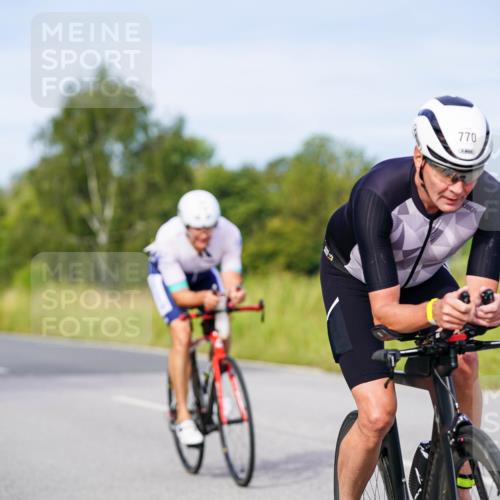31.08.2025 - Elbe Triathlon Hamburg Michael Burmester http://msf.ph/oto/8673890 31.08.2025 10:13:12 Radfahren 546, 719, 770, 866, 884, 913 meine-sportfotos.de