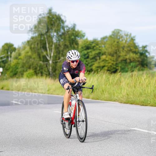 31.08.2025 - Elbe Triathlon Hamburg Michael Burmester http://msf.ph/oto/8673921 31.08.2025 10:13:16 Radfahren 417, 477, 546, 719, 833, 866, 913 meine-sportfotos.de