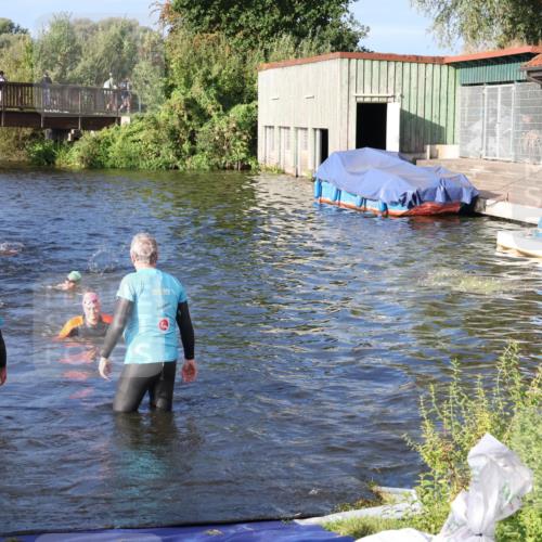 31.08.2025 - Elbe Triathlon Hamburg Luisa Fischer http://msf.ph/oto/8673922 31.08.2025 08:46:12 Schwimmen 246, 280, 281 meine-sportfotos.de