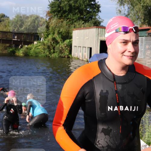 31.08.2025 - Elbe Triathlon Hamburg Luisa Fischer http://msf.ph/oto/8673942 31.08.2025 08:46:20 Schwimmen 280, 281, 287, 291, 315, 346 meine-sportfotos.de