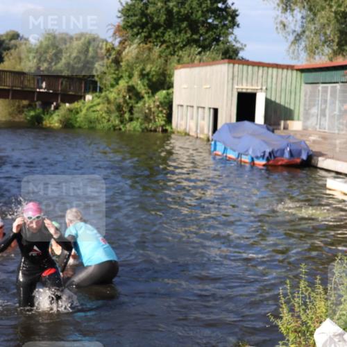 31.08.2025 - Elbe Triathlon Hamburg Luisa Fischer http://msf.ph/oto/8673944 31.08.2025 08:46:20 Schwimmen 280, 281, 287, 291, 315, 346 meine-sportfotos.de