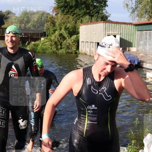 31.08.2025 - Elbe Triathlon Hamburg Luisa Fischer http://msf.ph/oto/8674007 31.08.2025 08:46:28 Schwimmen 268, 287, 291, 293, 301, 305, 315, 346 meine-sportfotos.de