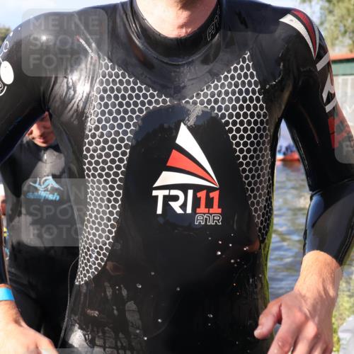 31.08.2025 - Elbe Triathlon Hamburg Luisa Fischer http://msf.ph/oto/8674021 31.08.2025 08:46:29 Schwimmen 268, 291, 293, 301, 305, 315, 346 meine-sportfotos.de