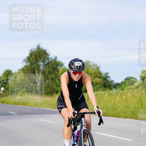 31.08.2025 - Elbe Triathlon Hamburg Michael Burmester http://msf.ph/oto/8674030 31.08.2025 10:13:26 Radfahren 477, 494, 774, 851 meine-sportfotos.de